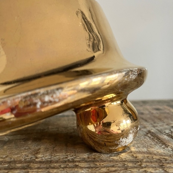 Vintage Gold Bell pottery planter - Picture 7 of 7